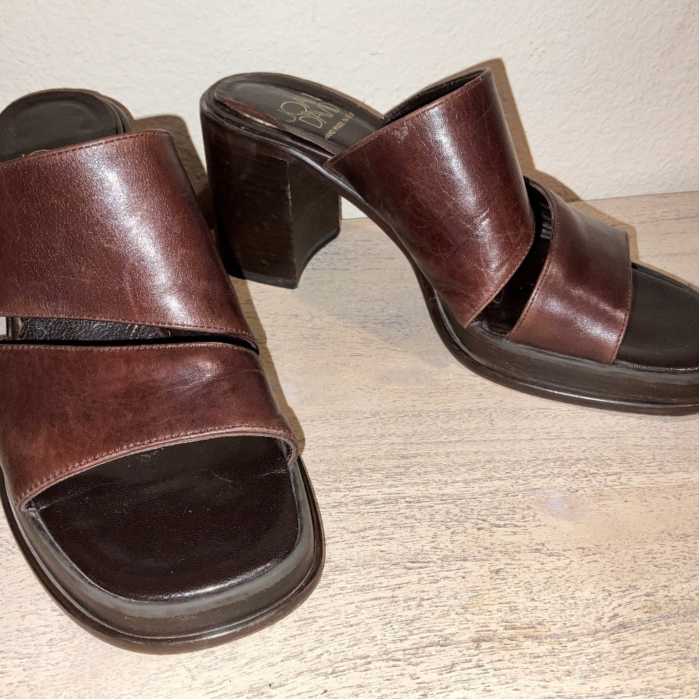 JOAN & DAVID Brown Leather Hand Made in Italy 3-inch Heels Sandals Size 39 9 8.5